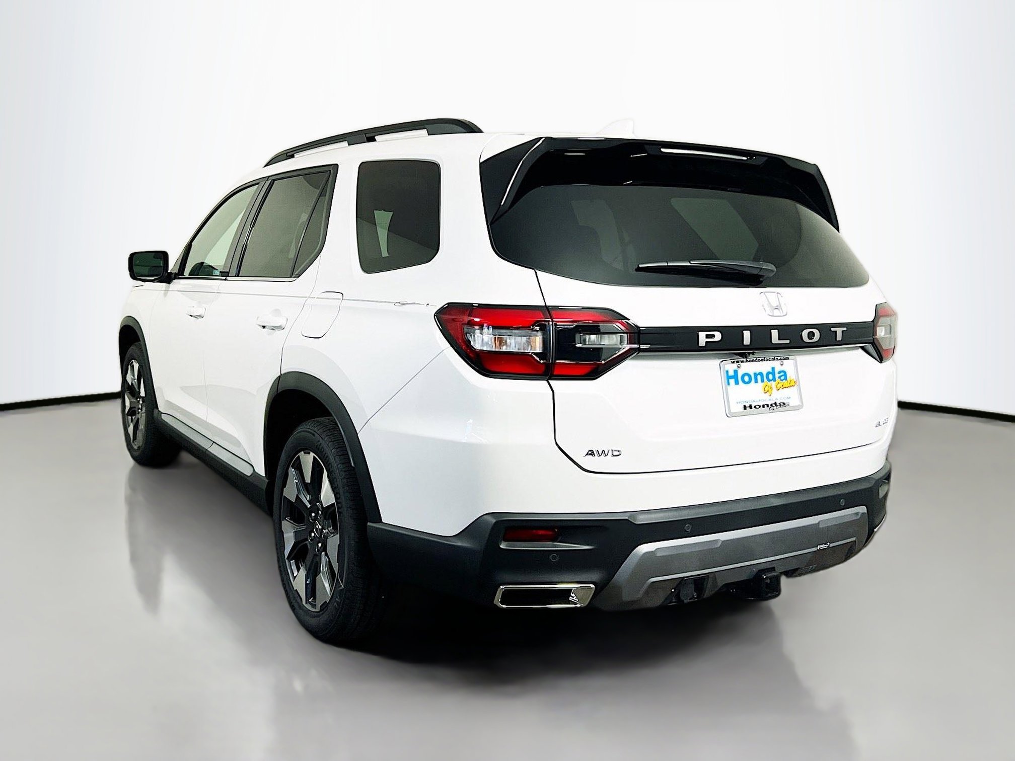 New 2026 Honda Pilot Elite image 5