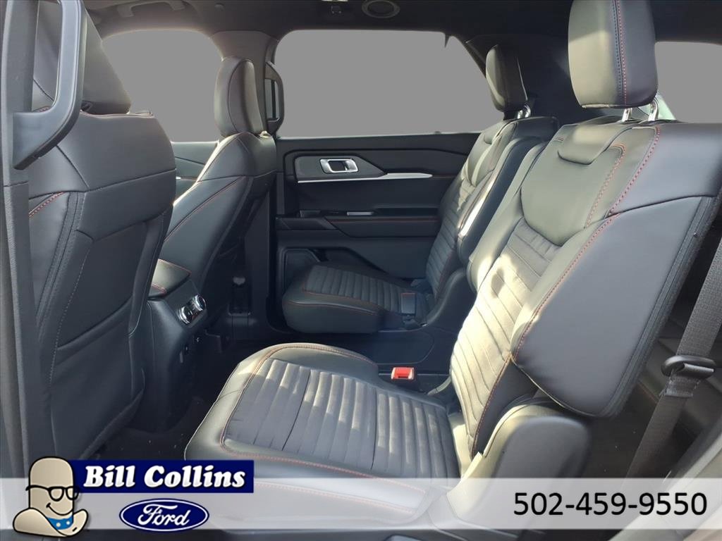 New 2026 Ford Explorer ST-Line w/ ST-Line Street Pack image 5