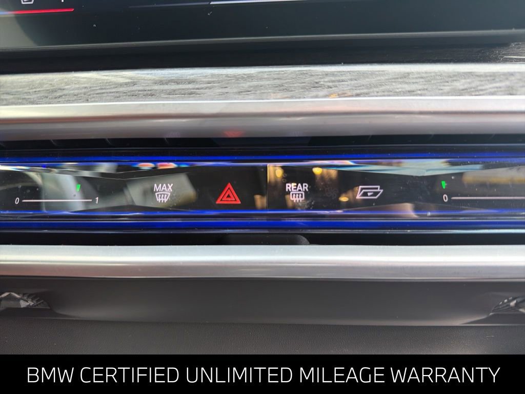 Certified 2024 BMW 760i xDrive w/ Executive Package AWD/4WD image 31