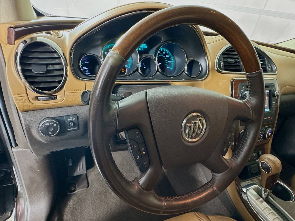 Used 2017 Buick Enclave Leather image 11