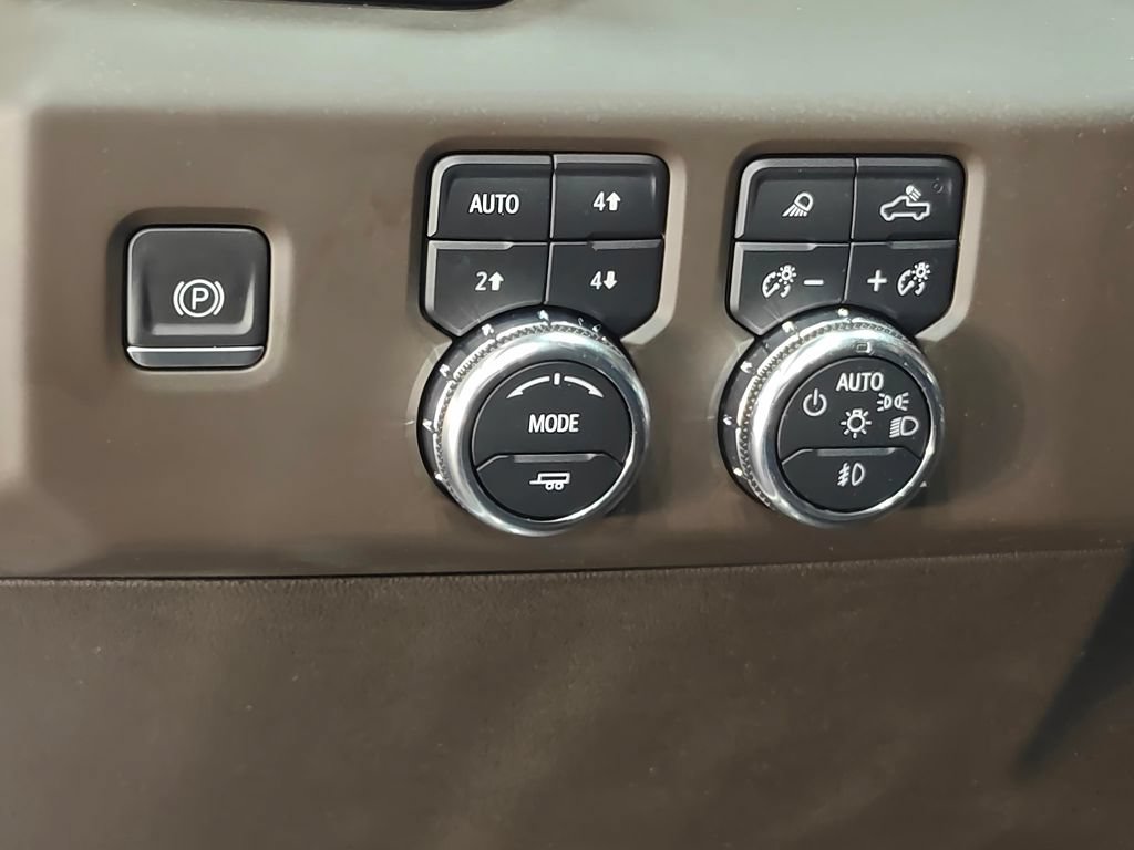 Used 2023 GMC Sierra 1500 Denali w/ Denali Reserve Package AWD/4WD image 9