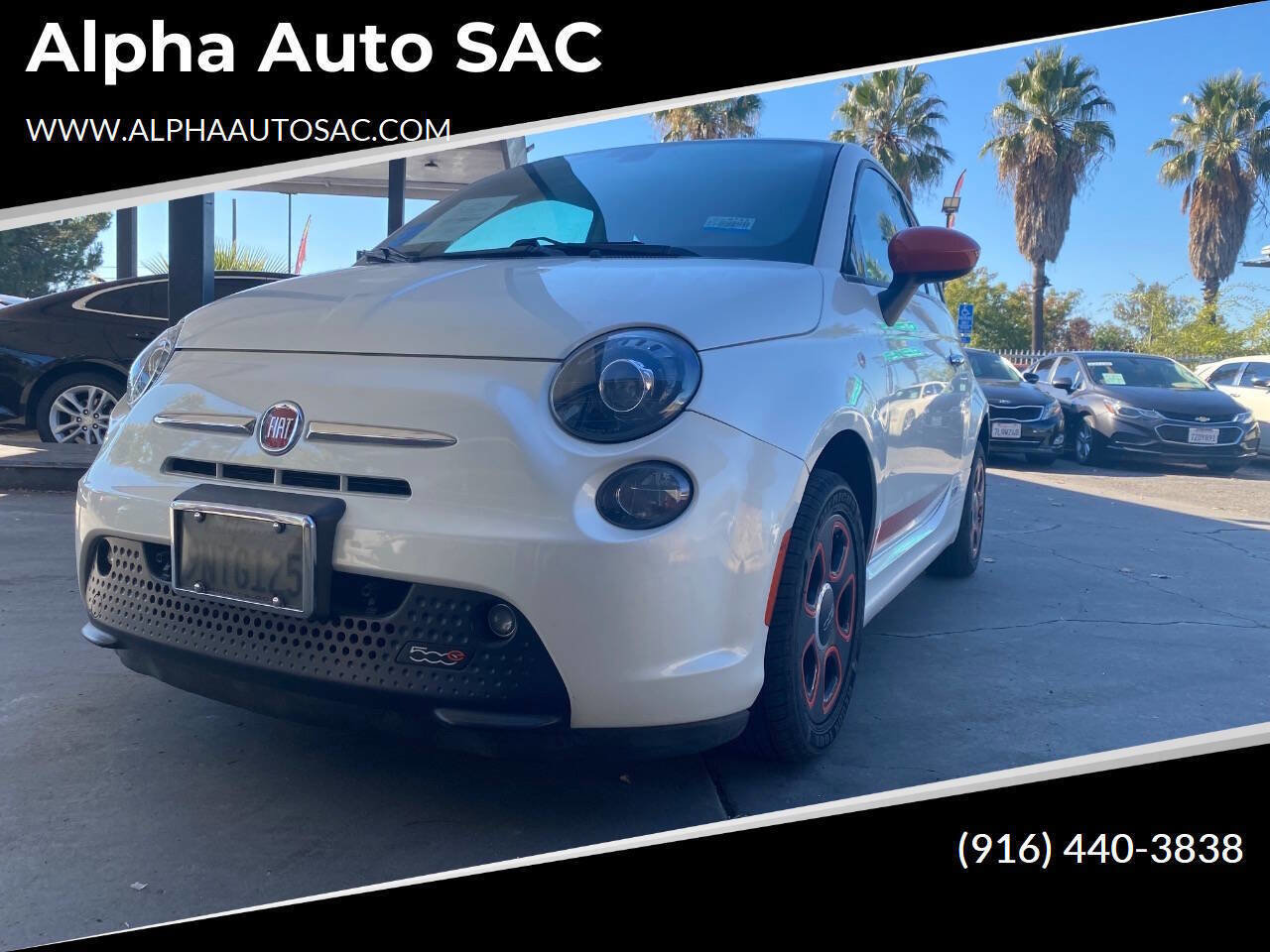 Used 2018 FIAT 500 e w/ Esport Package image 1