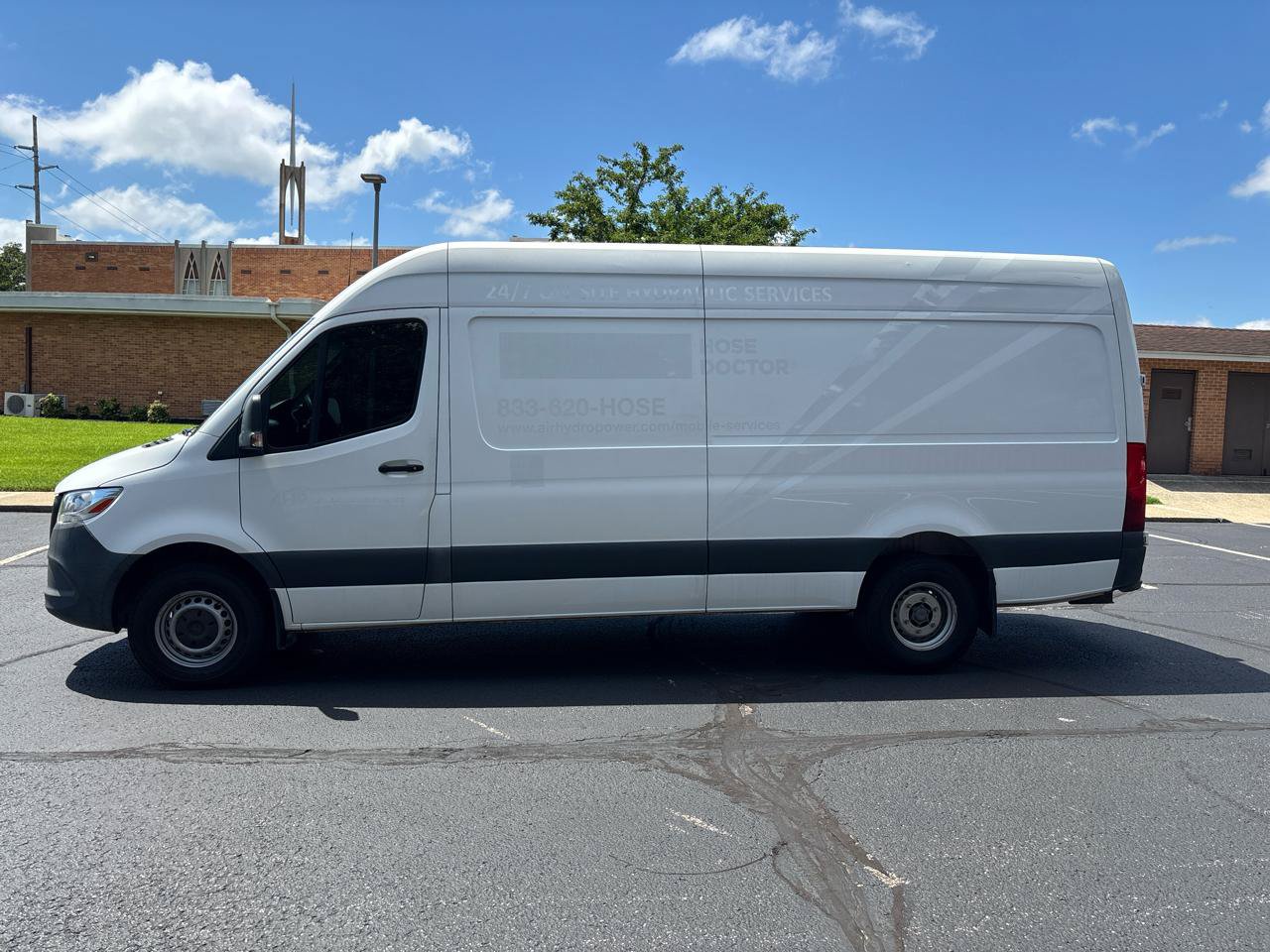 Used 2020 Mercedes-Benz Sprinter 3500 image 4