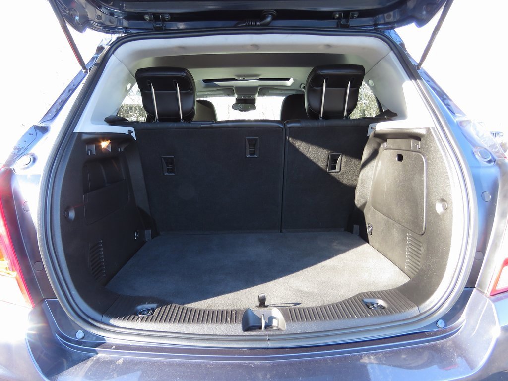 Used 2018 Chevrolet Trax LT w/ Sun & Sound Package image 17