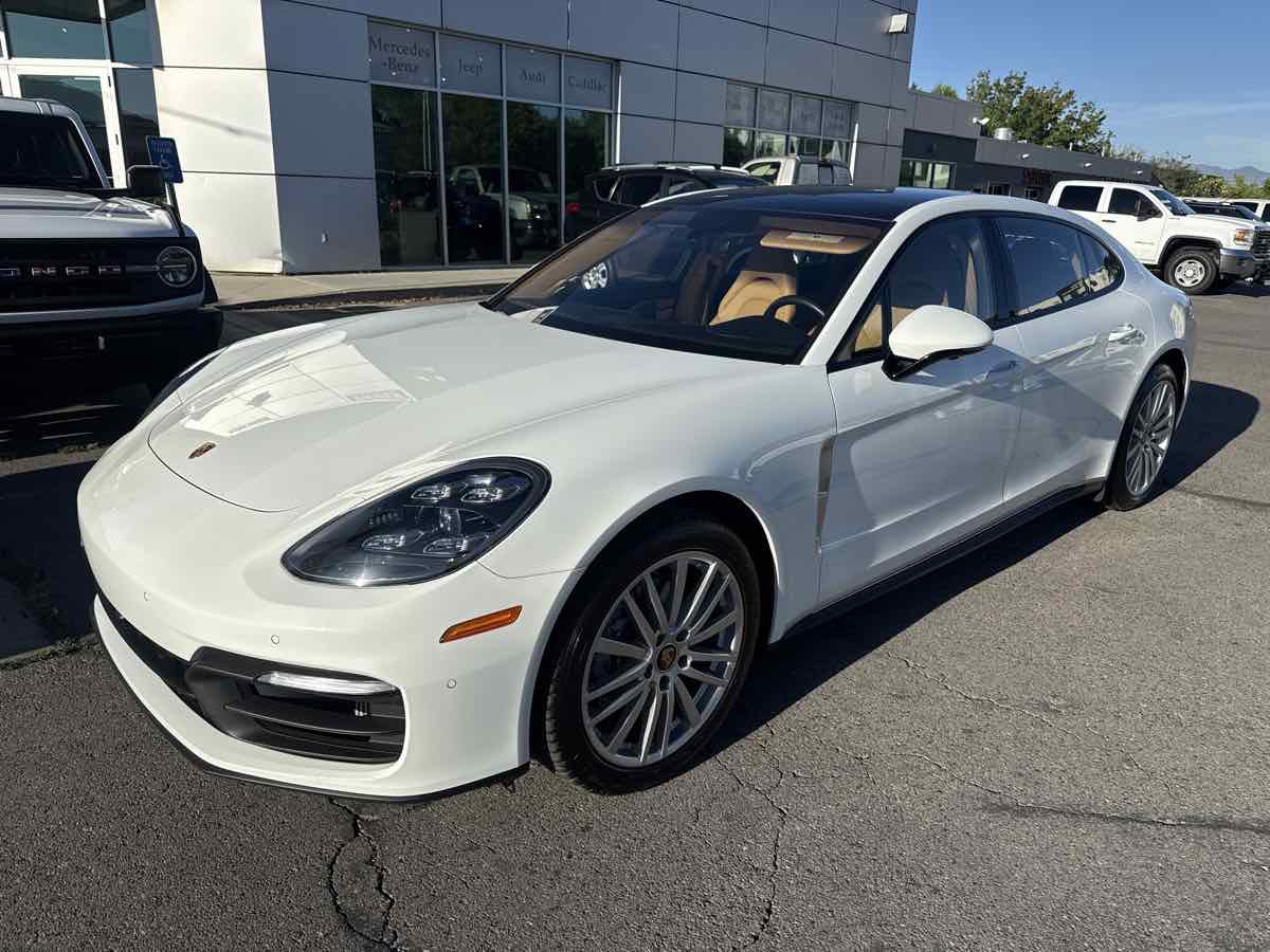 Used 2021 Porsche Panamera 4 Executive AWD/4WD image 2