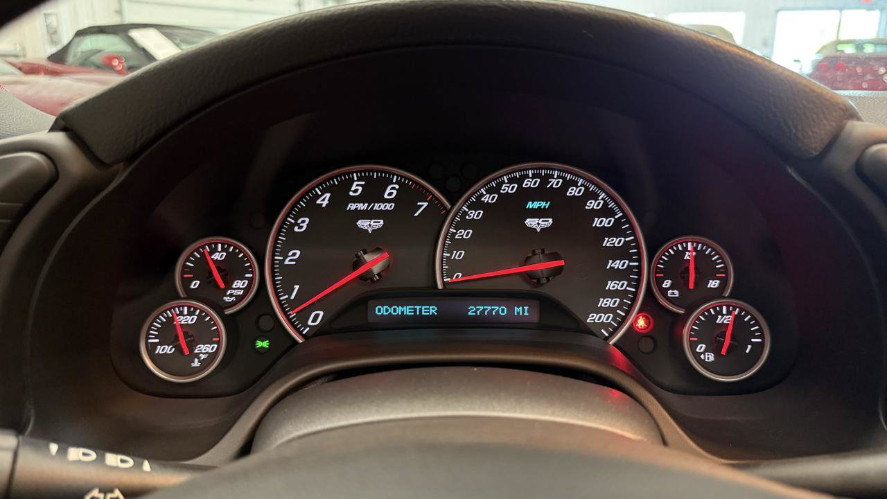 Used 2013 Chevrolet Corvette Grand Sport w/ 2LT Preferred Equipment Group RWD image 43