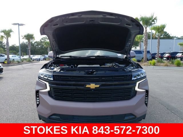Used 2024 Chevrolet Tahoe Premier w/ Premium Package AWD/4WD image 9