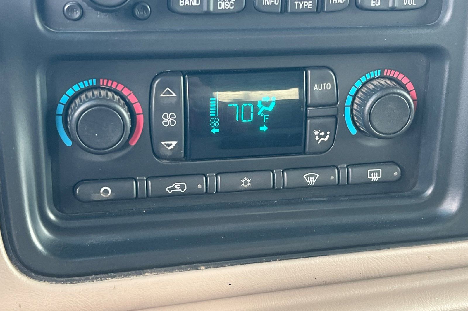 Used 2003 Chevrolet Silverado 2500 LT image 15