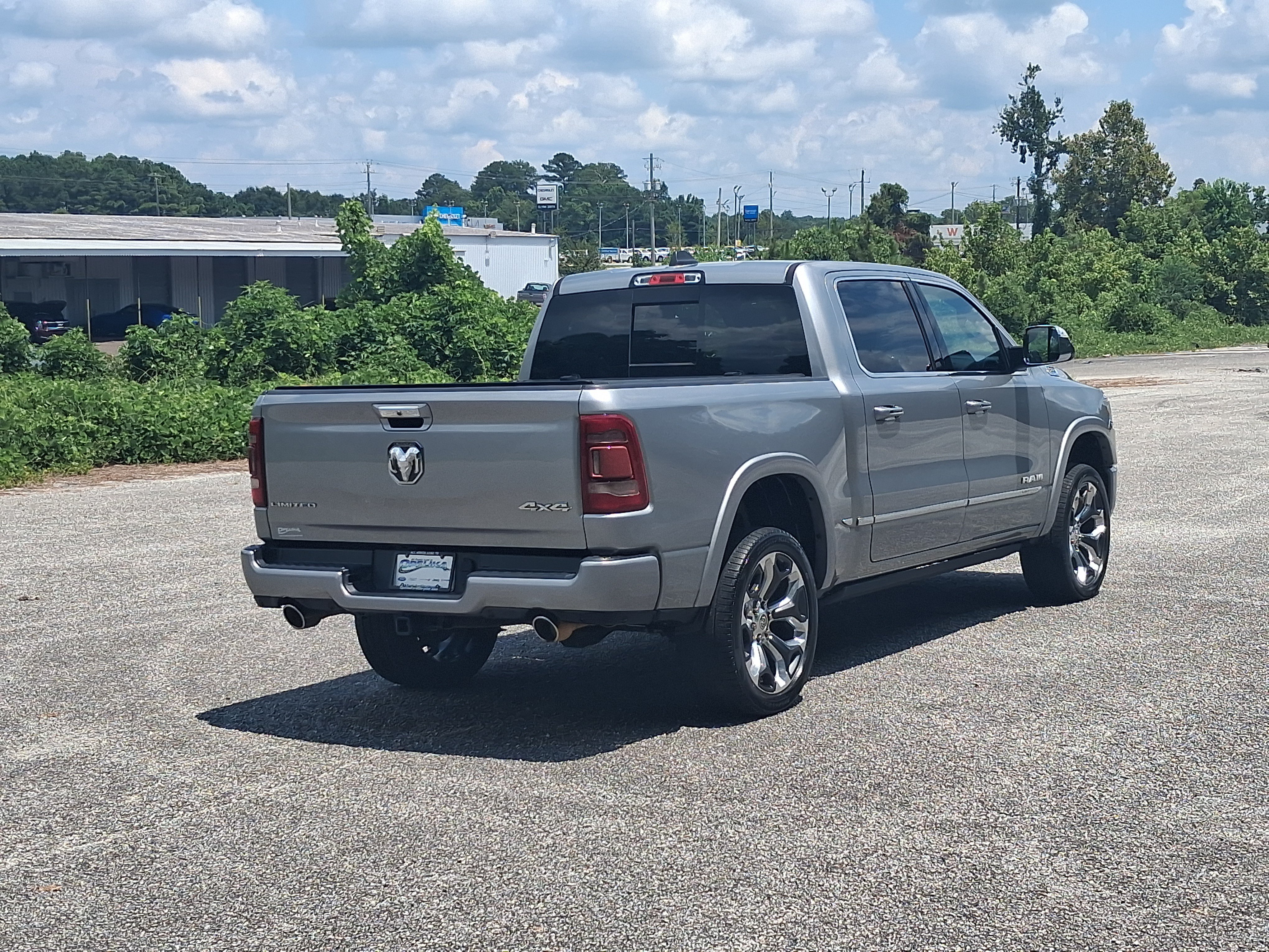 Used 2020 RAM 1500 Limited AWD/4WD image 3