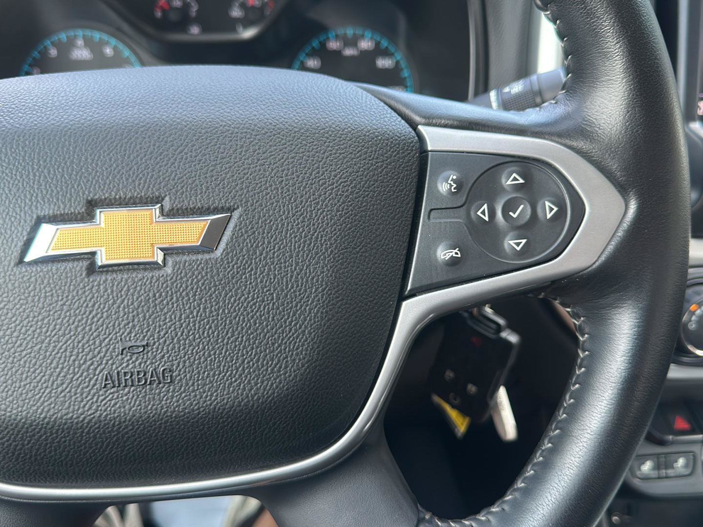 Used 2021 Chevrolet Colorado LT w/ LT Convenience Package AWD/4WD image 25