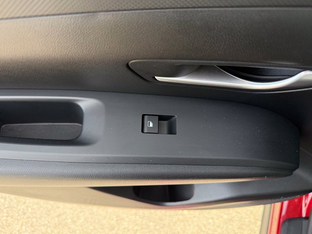 Certified 2025 Hyundai Tucson SE AWD/4WD image 18