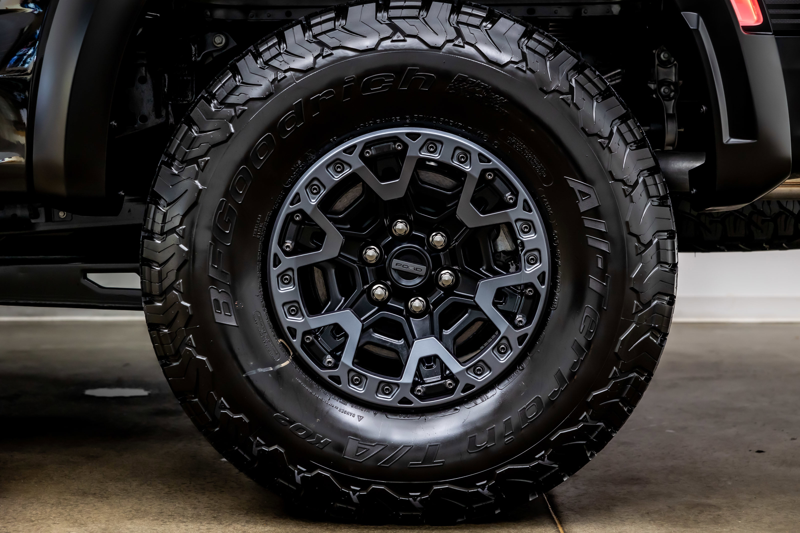 Used 2025 Ford F150 Raptor w/ Equipment Group 803A Raptor R image 37