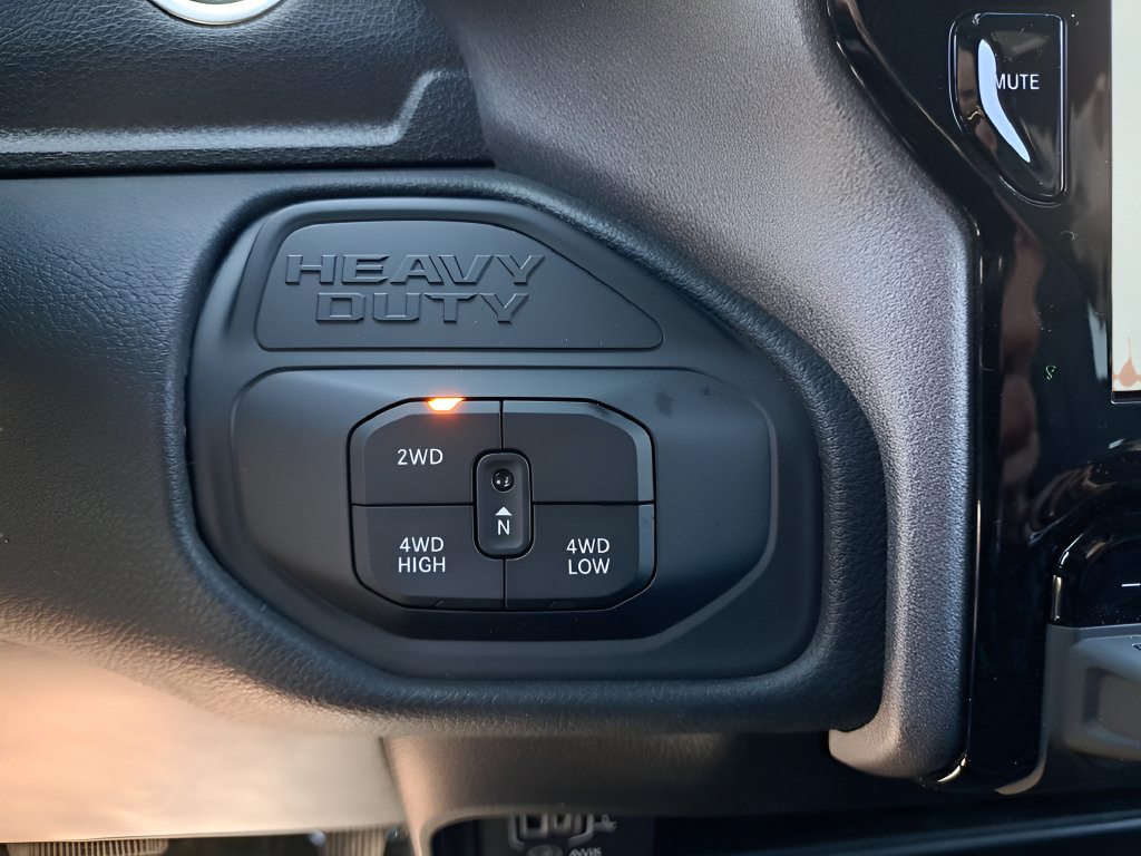 New 2026 RAM 2500 Tradesman AWD/4WD image 15