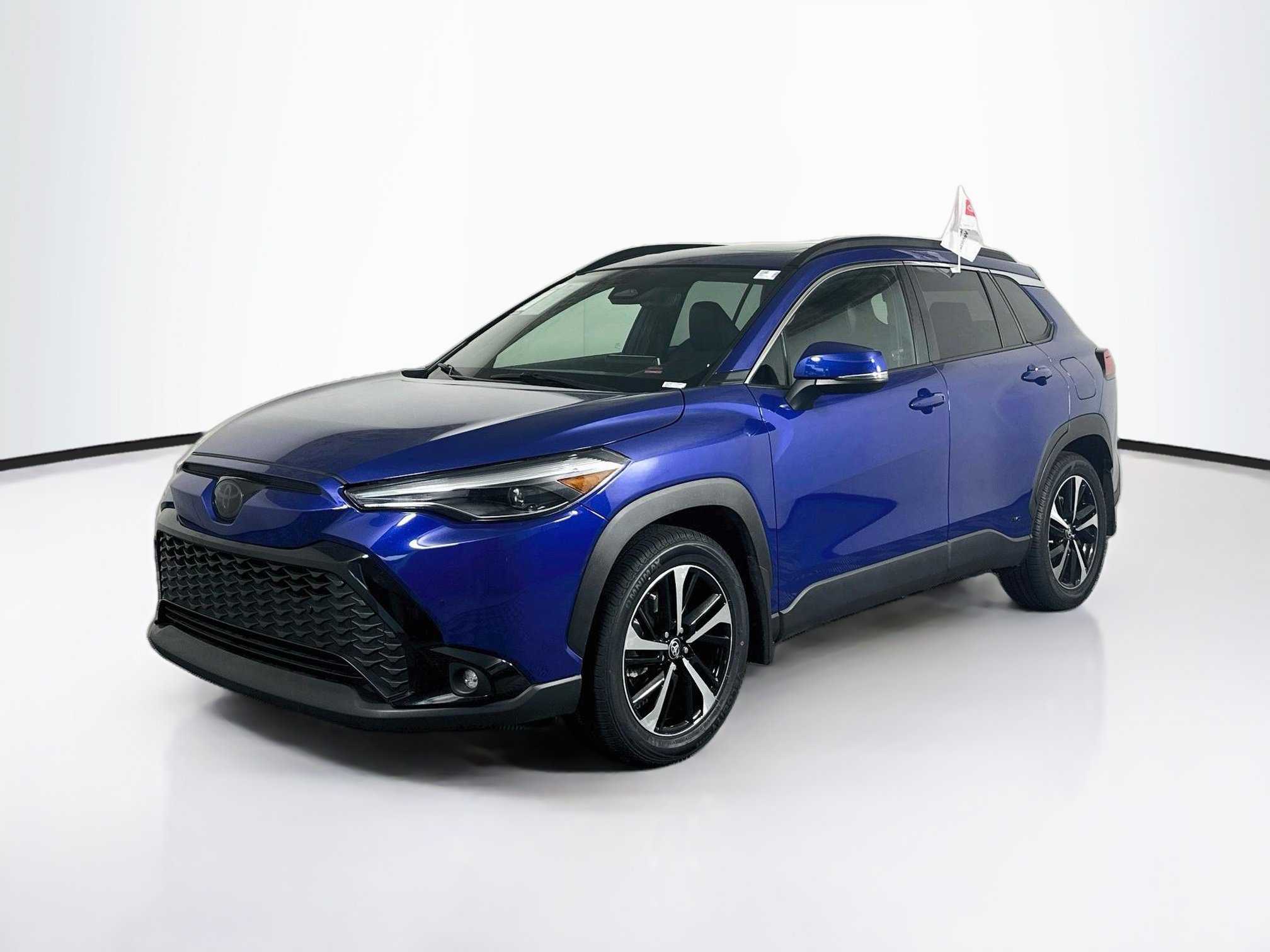 Certified 2023 Toyota Corolla Cross AWD Hybrid w/ Convenience Package image 7