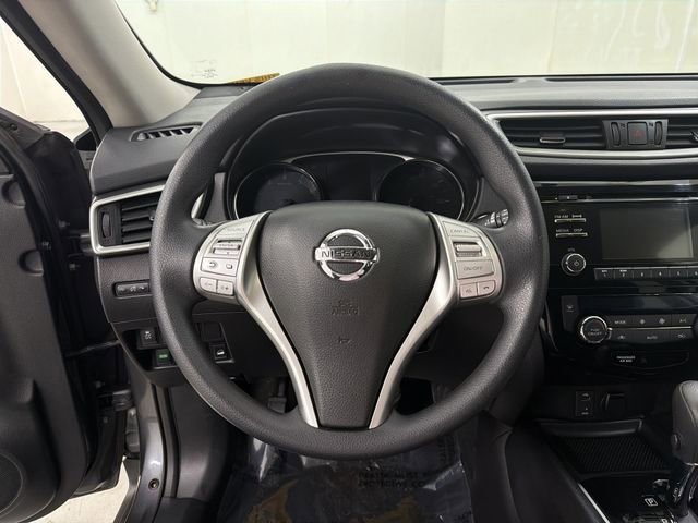 Used 2015 Nissan Rogue SV image 29
