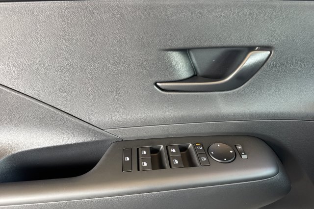 New 2027 Hyundai Kona SEL Sport FWD image 10