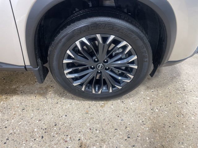 Certified 2025 Nissan Rogue SL w/ Tech Package image 38