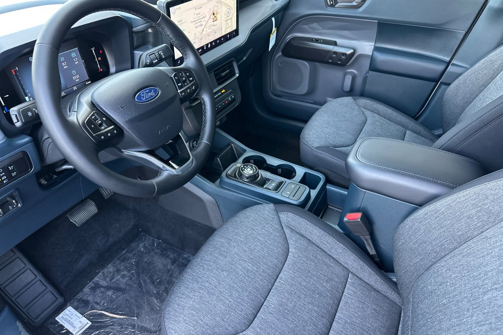 New 2025 Ford Maverick XLT w/ XLT Luxury Package image 10