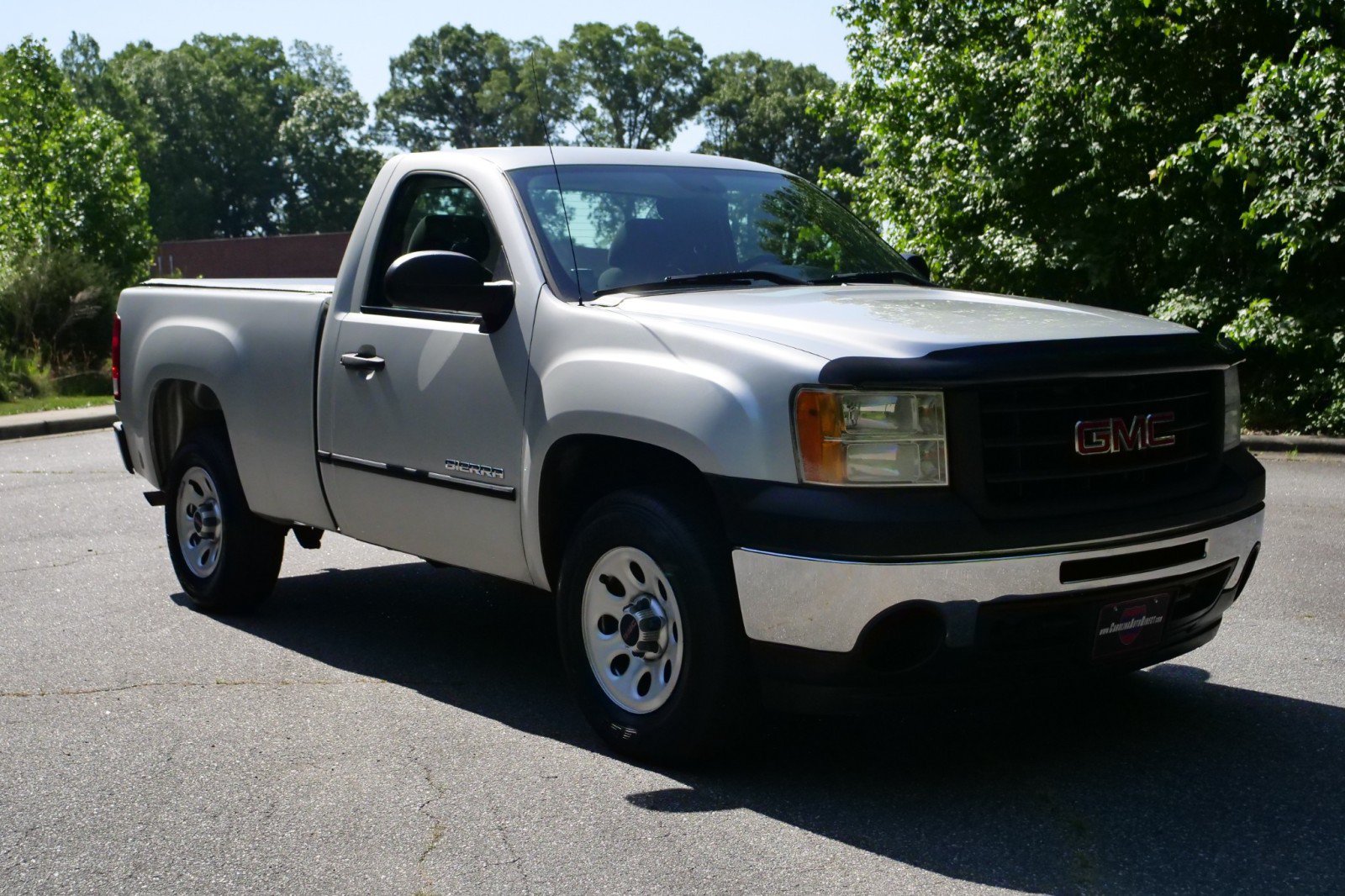 Used 2011 GMC Sierra 1500 W/T RWD image 4