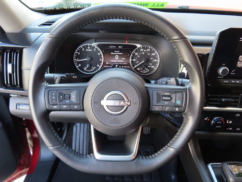 Used 2024 Nissan Pathfinder SV AWD/4WD image 17