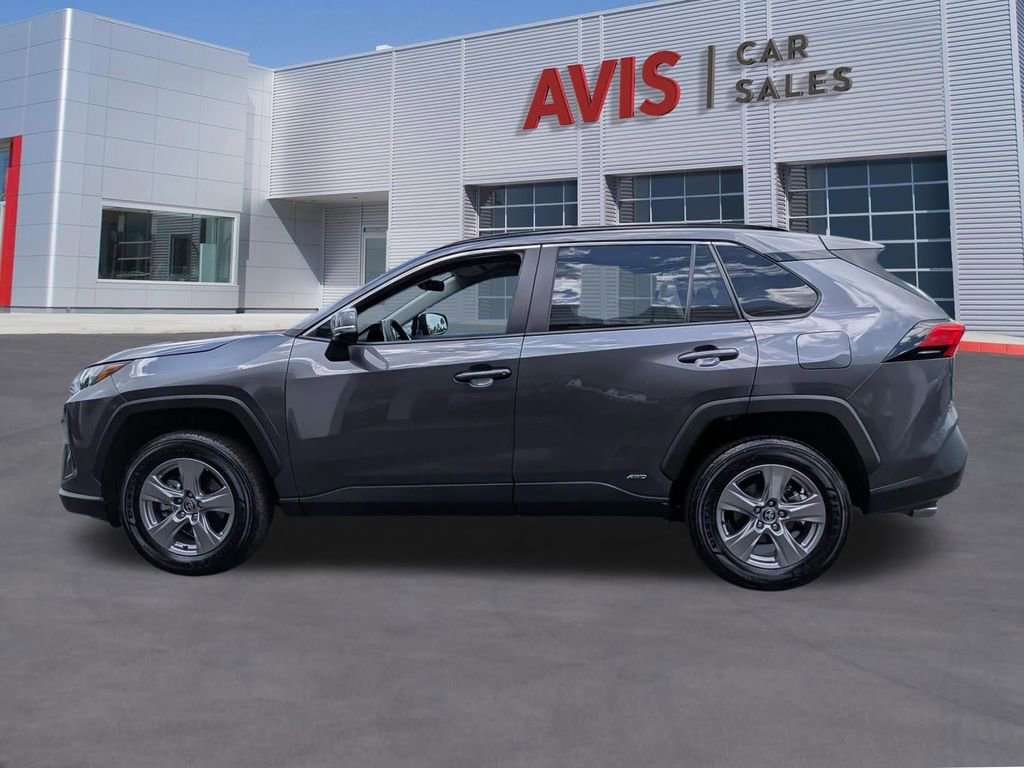 Used 2025 Toyota RAV4 XLE image 11