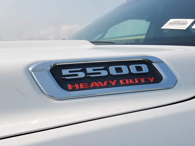 New 2026 RAM 5500 Tradesman AWD/4WD image 15