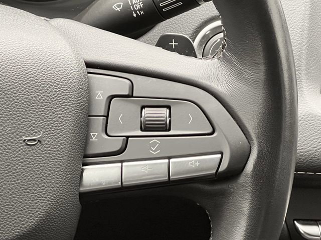 Certified 2022 Cadillac XT4 Premium Luxury w/ Enhanced Visibility Package image 17