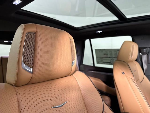 New 2026 Cadillac Escalade Luxury w/ Touring Package image 36