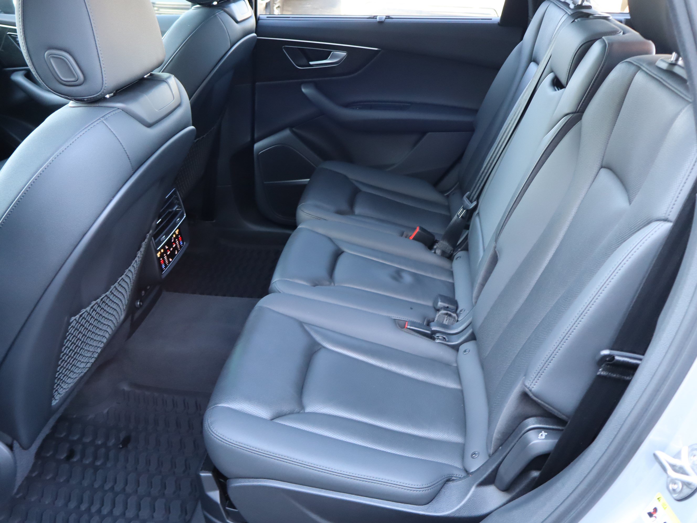 Used 2021 Audi Q7 2.0T Premium Plus w/ Executive Package AWD/4WD image 33