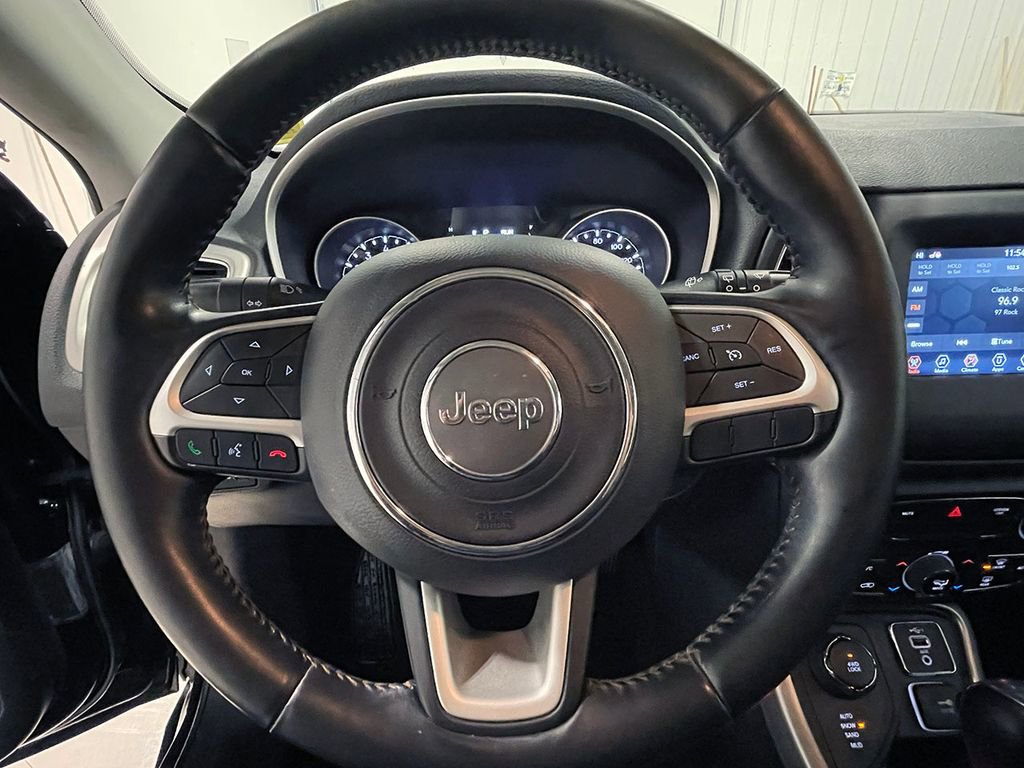 Used 2020 Jeep Compass Latitude w/ Cold Weather Group image 31