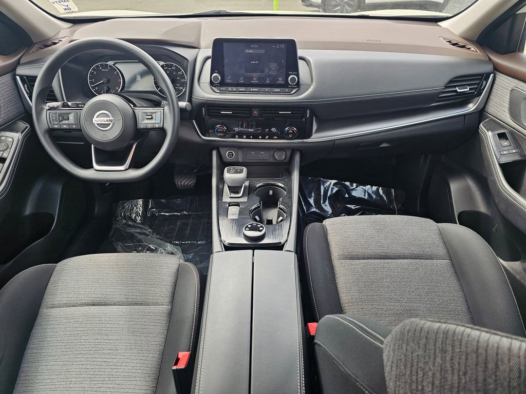 Used 2021 Nissan Rogue SV AWD/4WD image 9