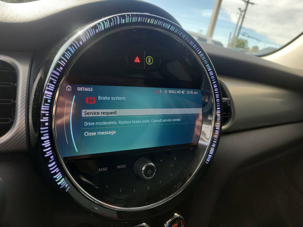 Used 2023 MINI Cooper S image 18