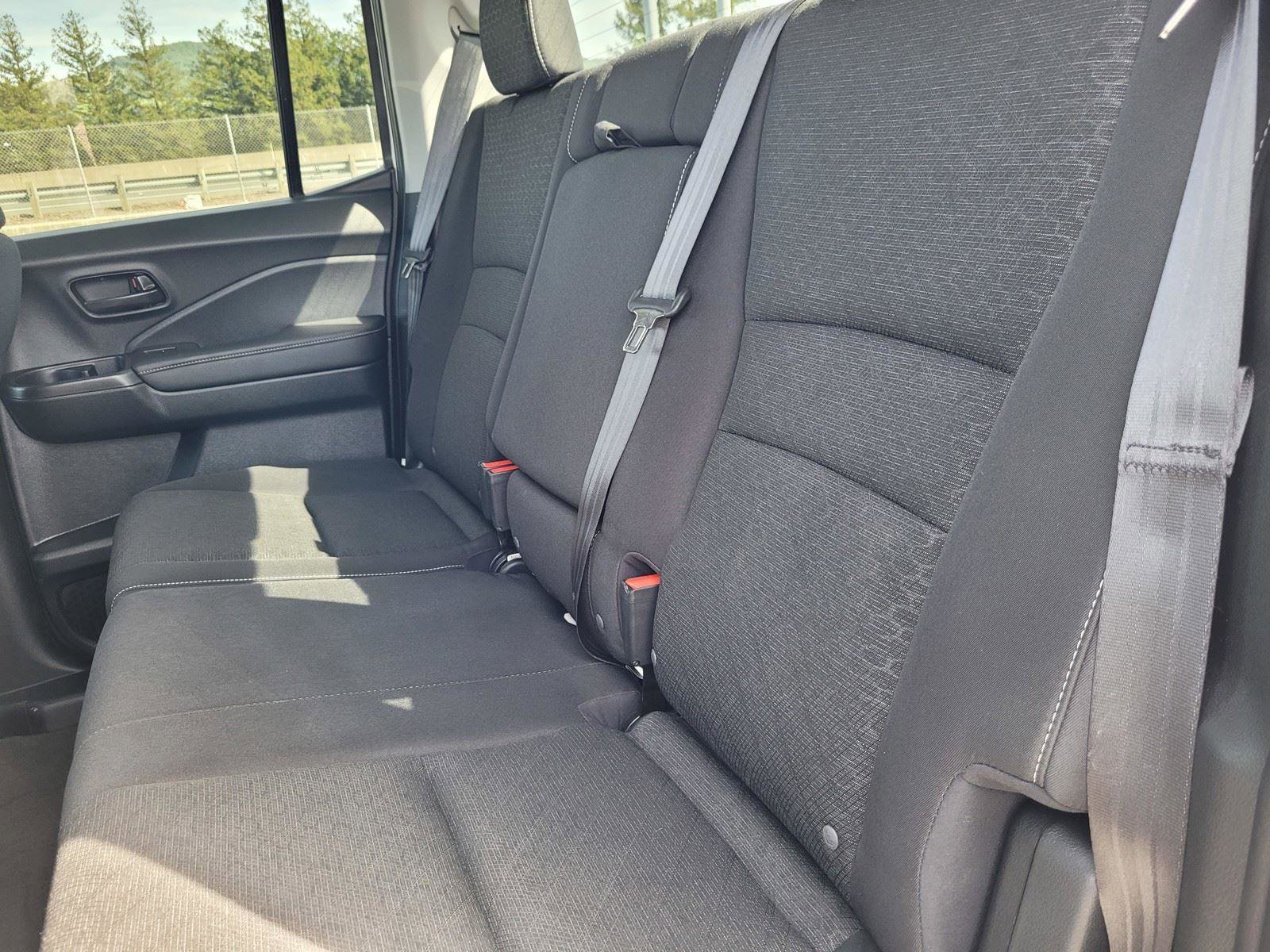 Used 2025 Honda Ridgeline Sport image 14