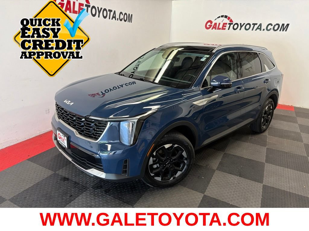 Used 2025 Kia Sorento S w/ Panoramic Sunroof Package AWD/4WD image 1