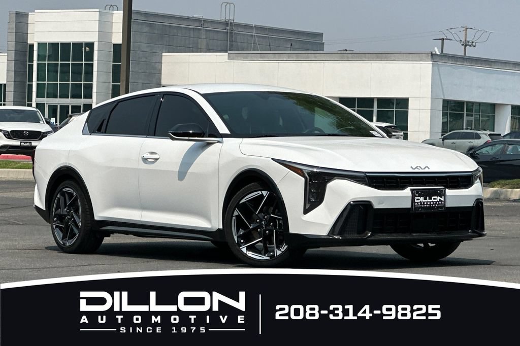 Used 2025 Kia K4 GT-Line FWD image 2
