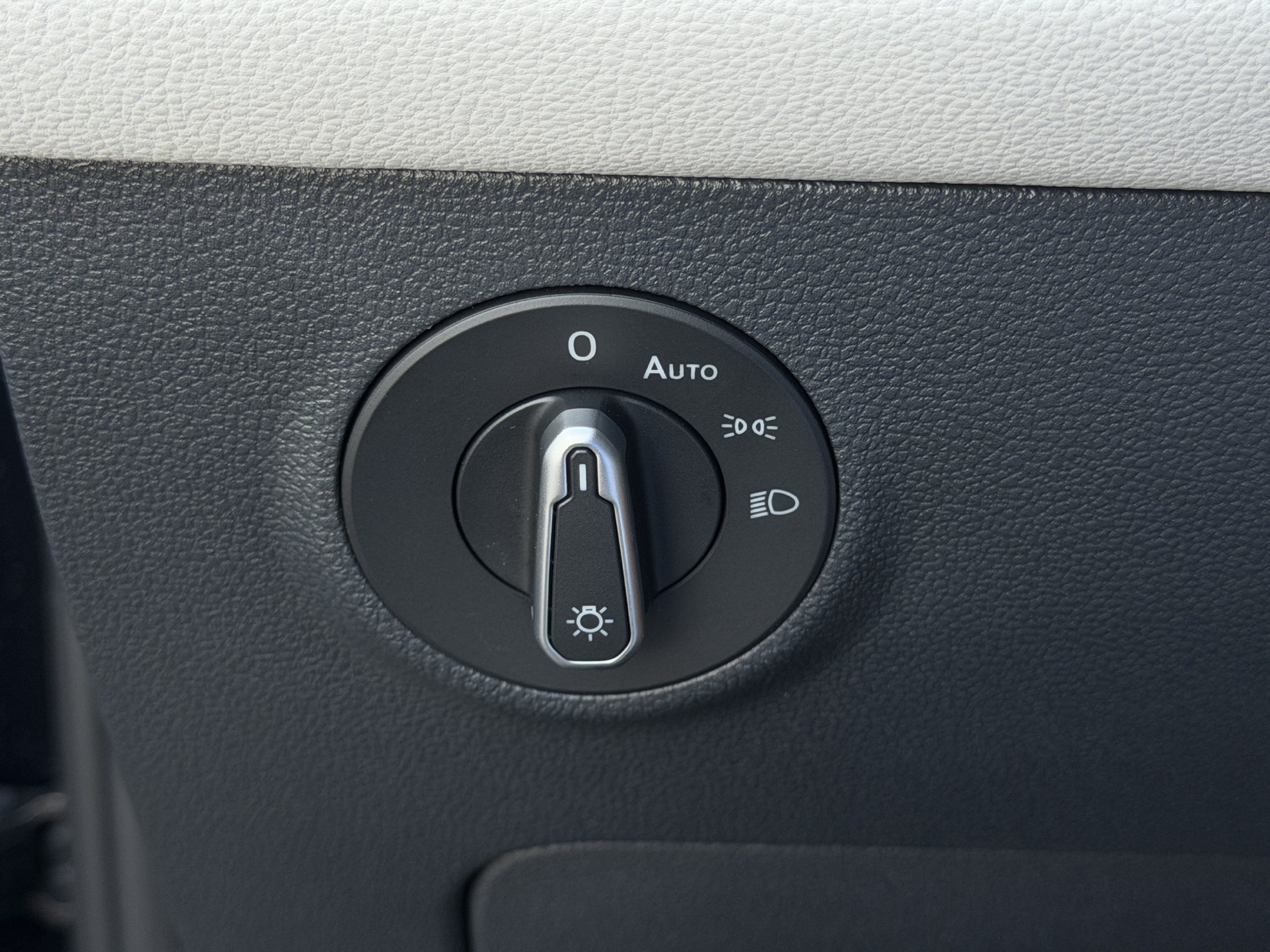 New 2027 Volkswagen Taos S FWD image 18