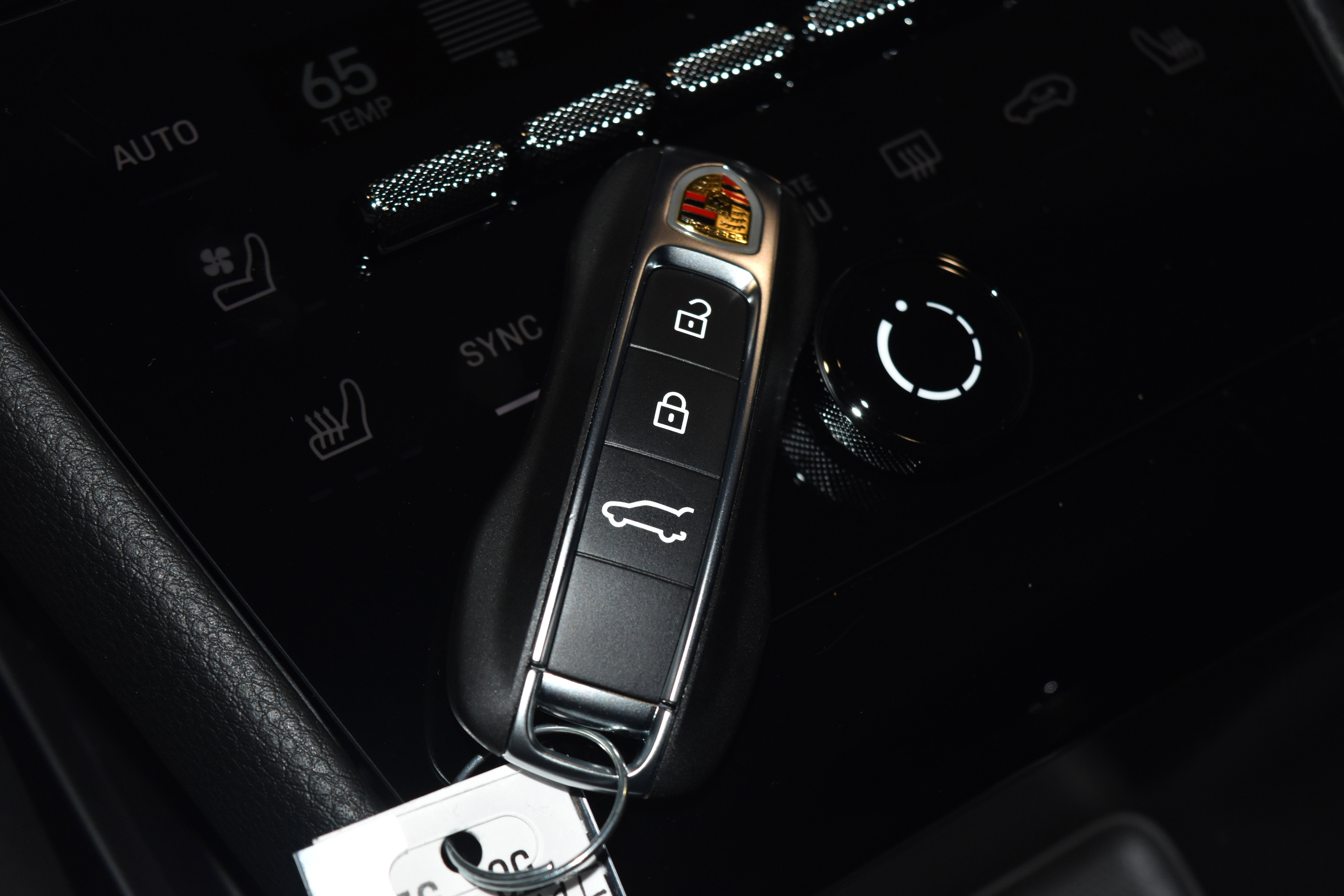 New 2026 Porsche Cayenne image 20