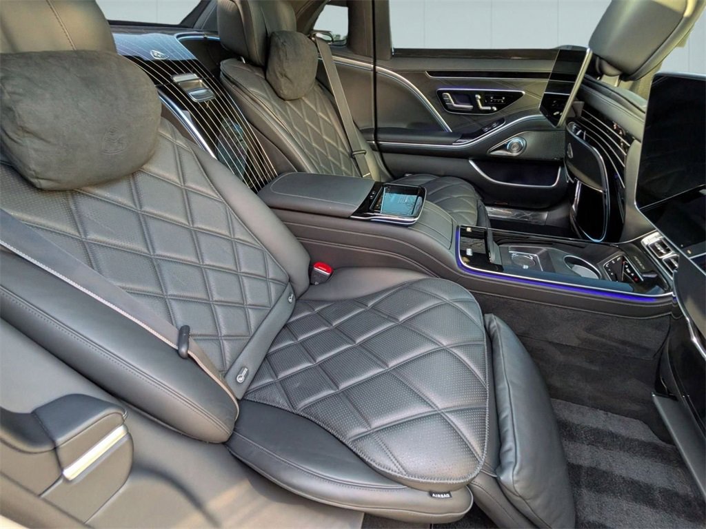 Used 2023 Mercedes-Benz Maybach S 580 4MATIC image 29