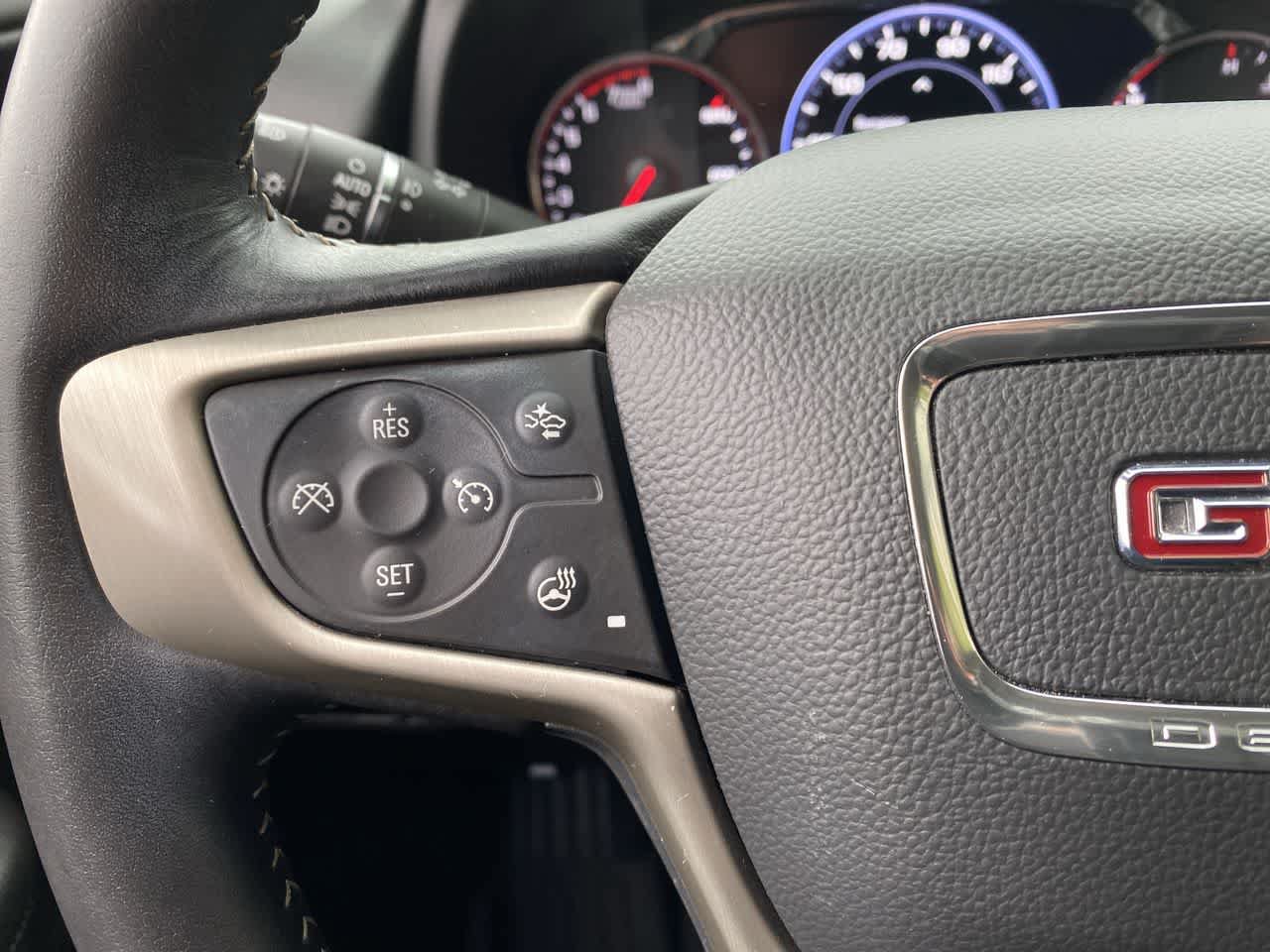 Used 2022 GMC Terrain Denali w/ Denali Premium Package AWD/4WD image 19