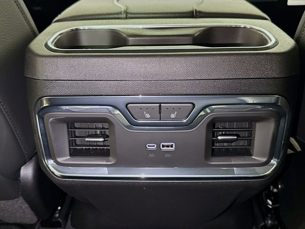 New 2026 GMC Sierra 2500 Denali w/ Denali Reserve Package image 14