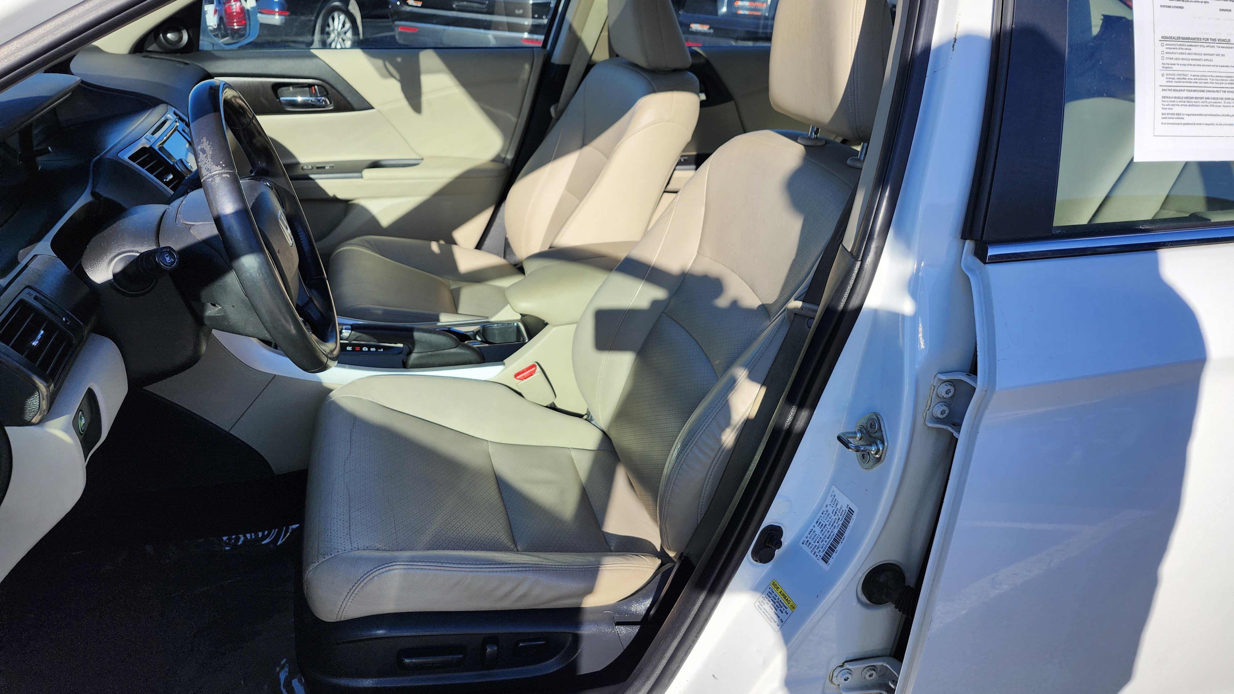 Used 2014 Honda Accord EX-L image 25