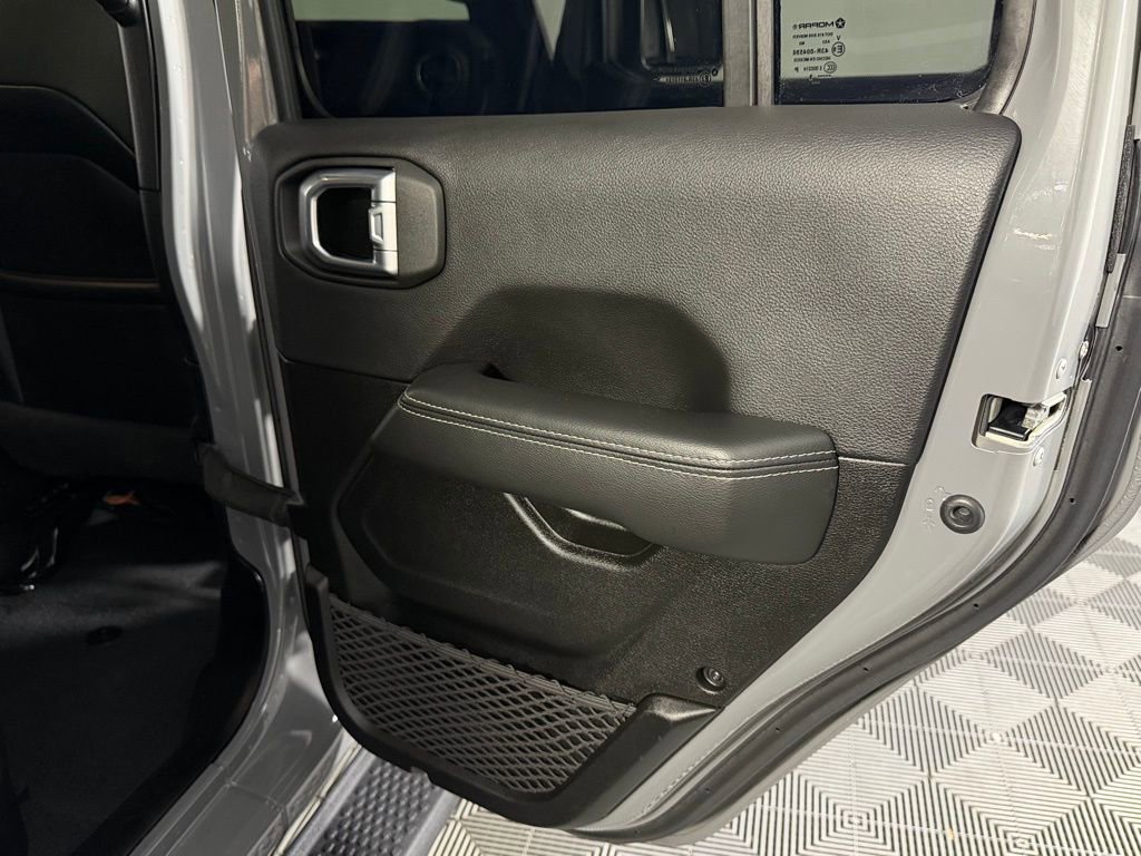 Used 2023 Jeep Wrangler Unlimited Sahara w/ Cold Weather Group image 30