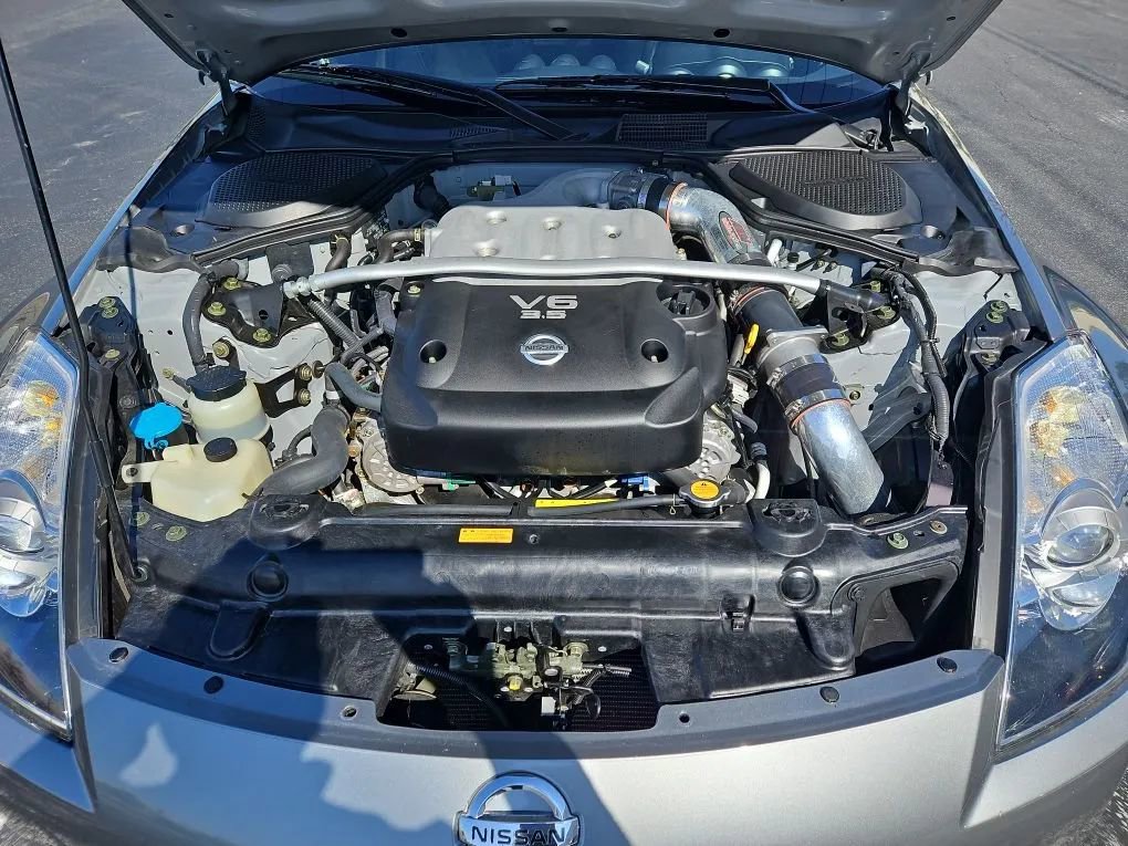 Used 2006 Nissan 350Z Grand Touring image 25