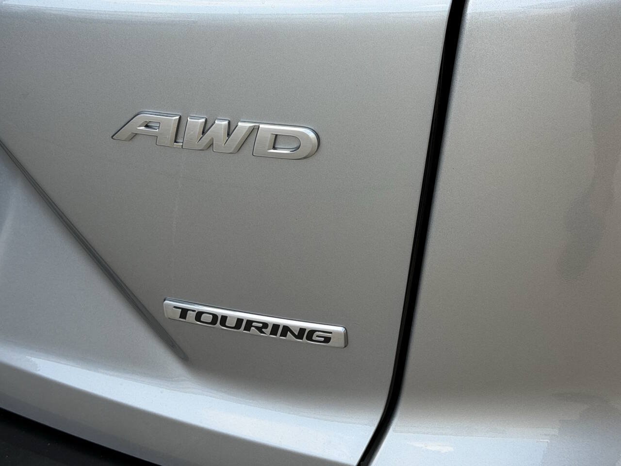 Used 2019 Honda CR-V Touring image 13