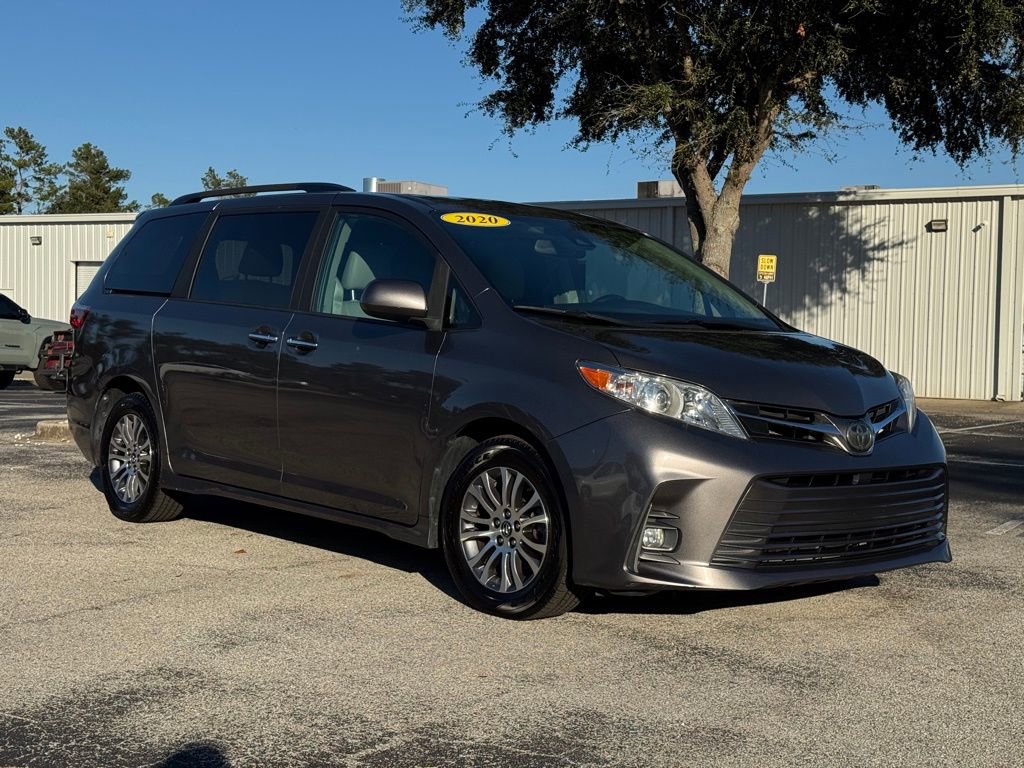 Used 2020 Toyota Sienna XLE Premium image 9