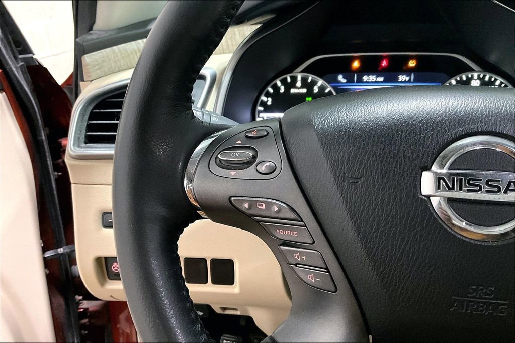 Used 2019 Nissan Murano SL image 11