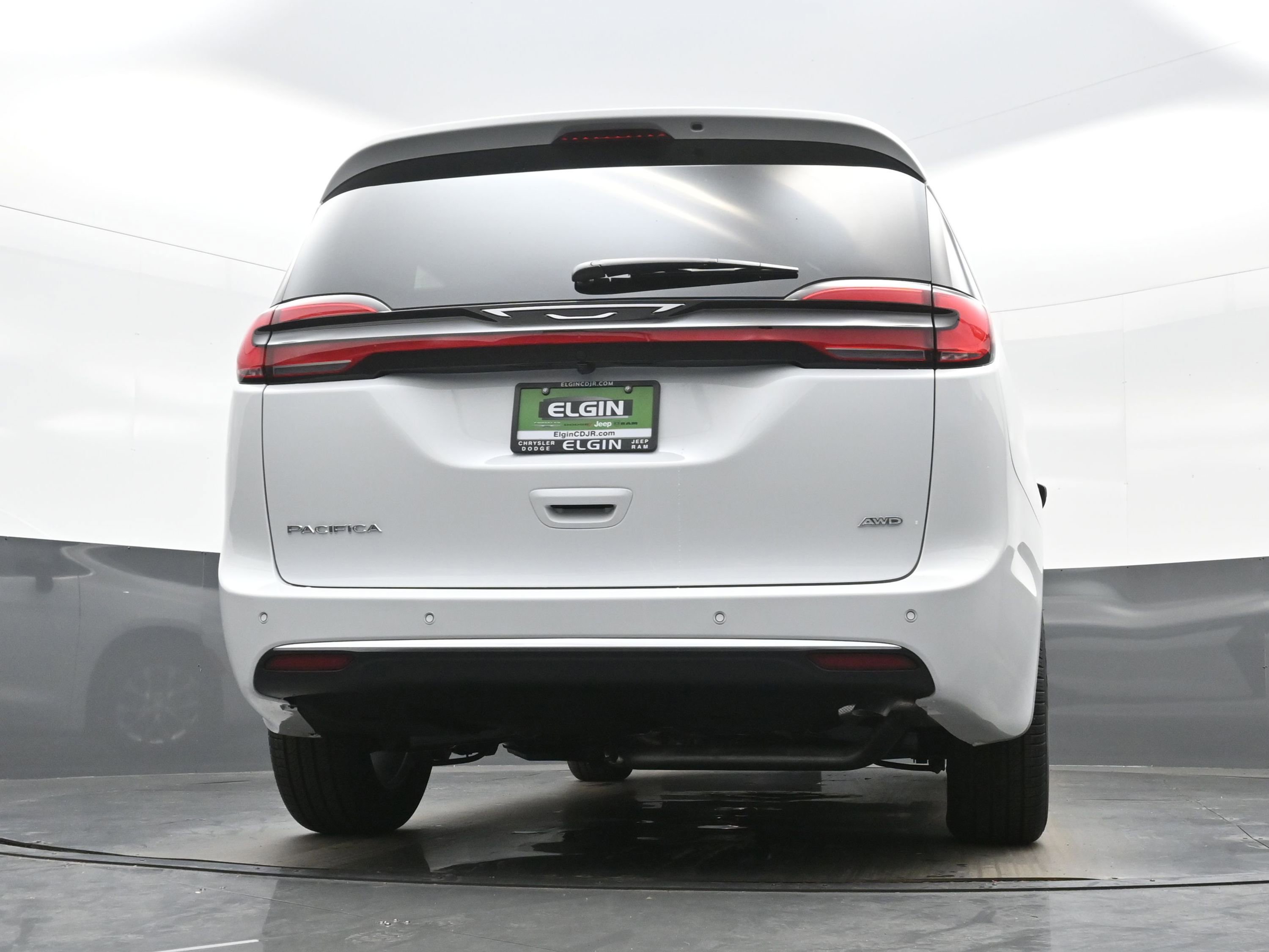 New 2027 Chrysler Pacifica Select AWD/4WD image 15