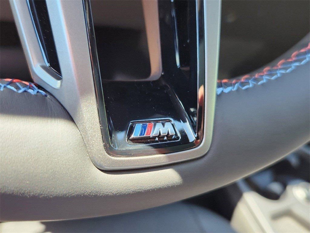 Certified 2025 BMW iX M60 image 29