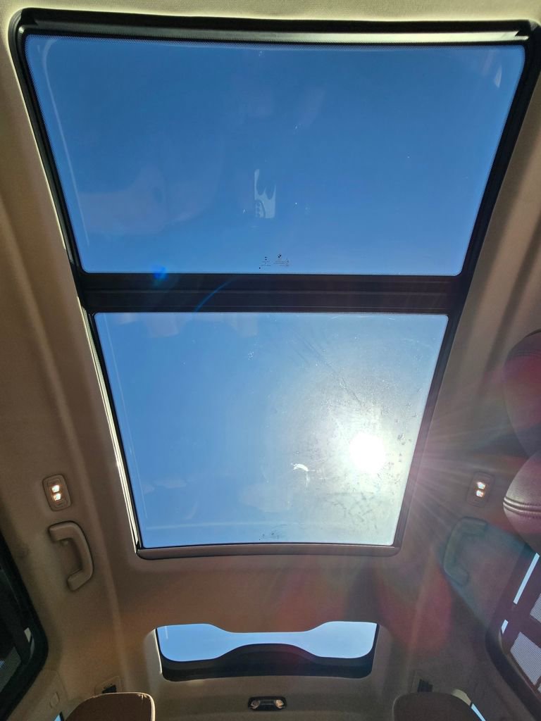 Used 2021 BMW X7 xDrive40i w/ Premium Package image 37