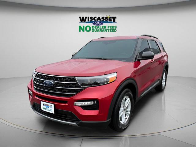 Used 2023 Ford Explorer XLT w/ Equipment Group 202A AWD/4WD image 17